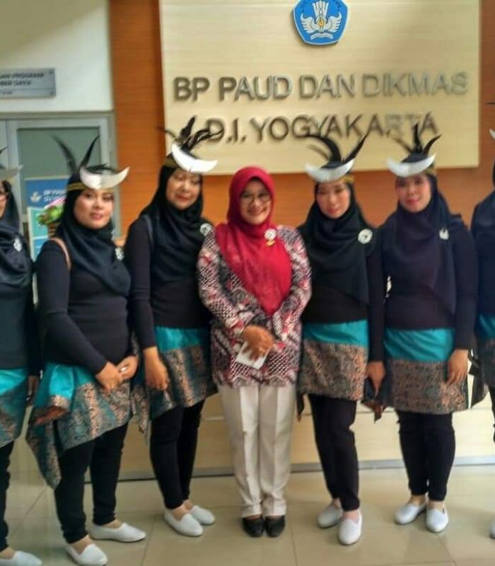 Team Lomba Gerak dan Lagu, Juara II tingkat DIY, yg diadakan oleh BP PAUDdan Dikmas DIY